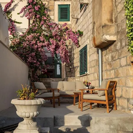 펜션 Anamarija 챠브타트