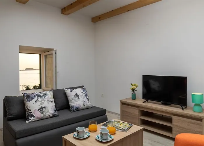 Anamarija 察夫塔特