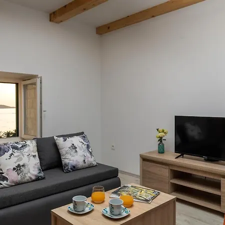 Anamarija Цавтат