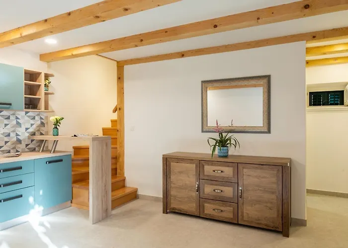 Holiday home Anamarija